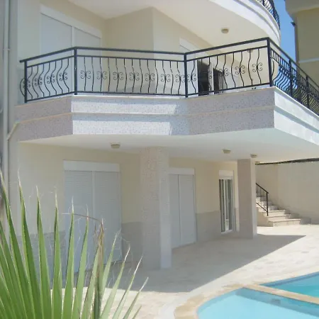 Spacious Flat With Pool And Balcony In Alanya